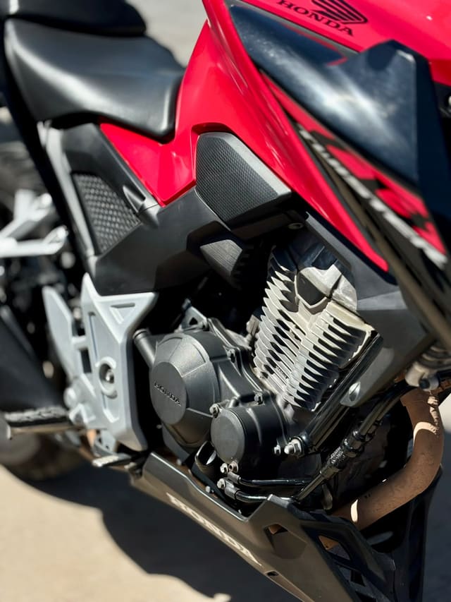 HONDA CB 300F Twister Flex